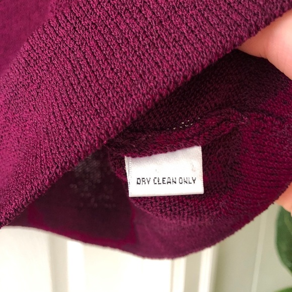 St. John Magenta Knit Sweater Tank Large - Picture 3 of 5
